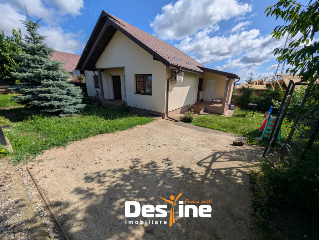 Casă individuală P+Pod 3 camere 89 mp mobilată utilată p