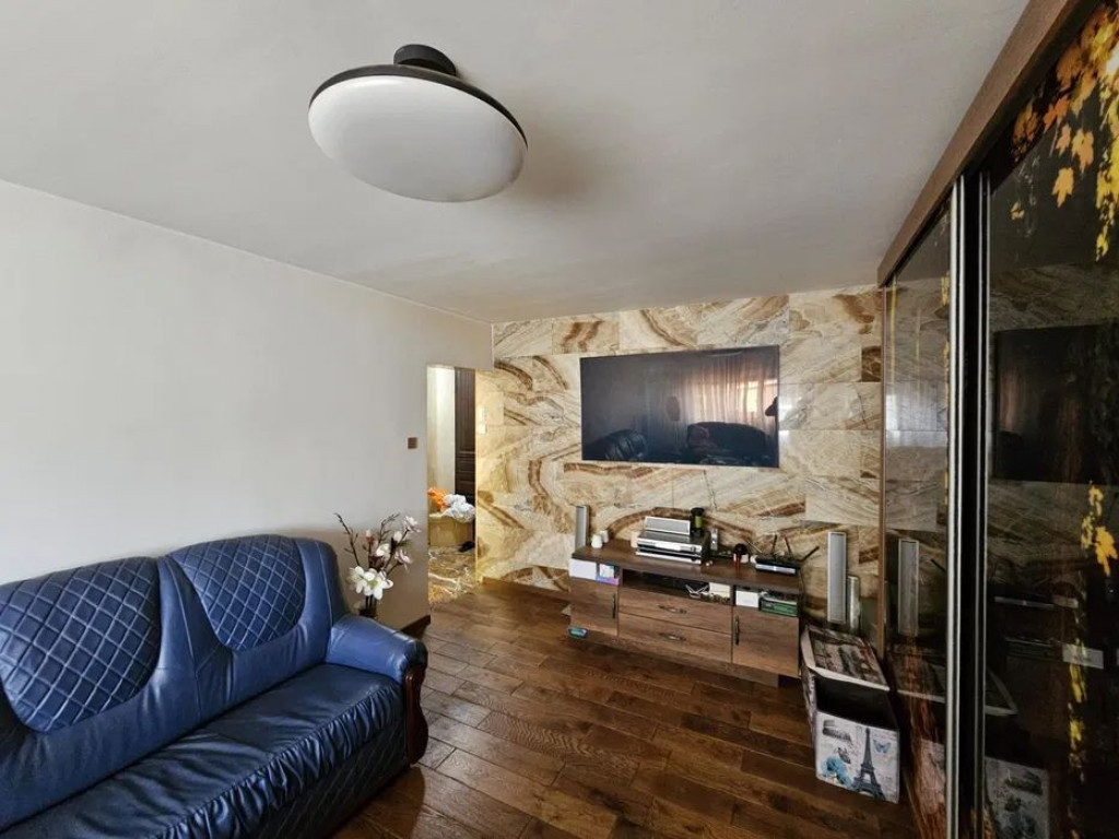 Apartament 2 camere Trocadero