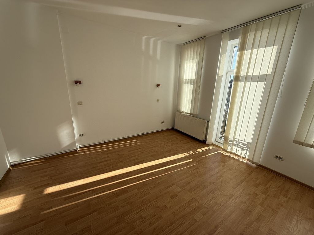 Apartament 6 camere zona Central