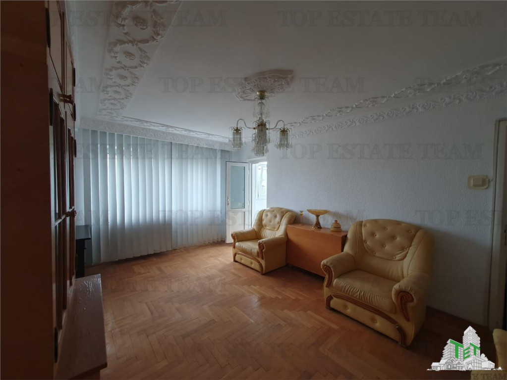 Duplex 5 camere cu 2 intrari separate aproape de mare Manga