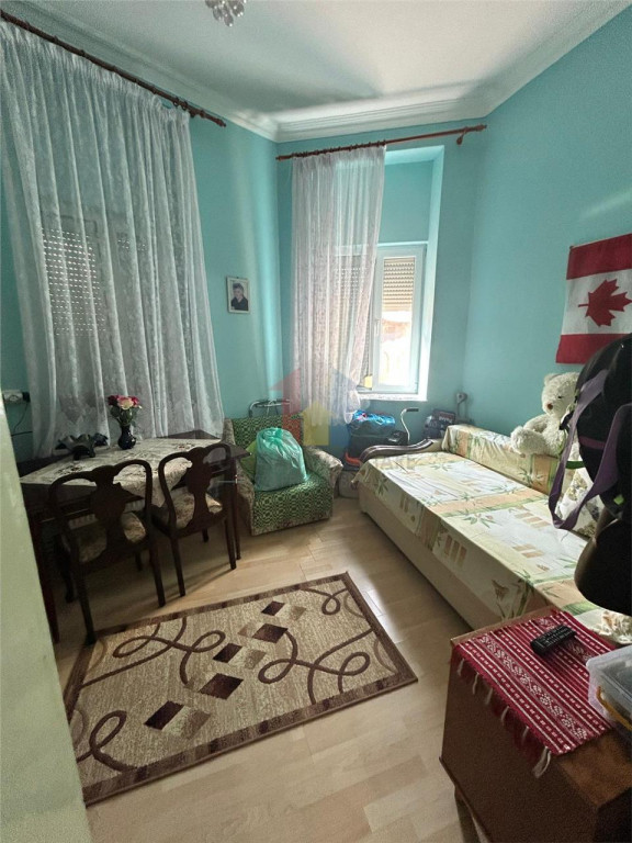 CASA 3 camere, zona Centru Istoric, Caramida, Teren - 117 mp