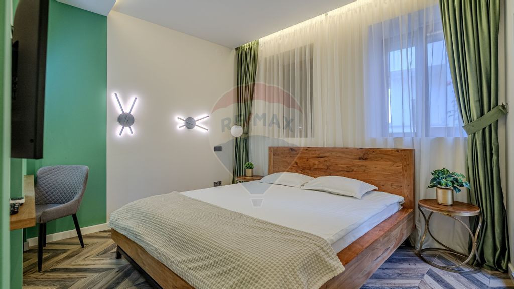 COMISION 0 | Birou modern si luminos la casa cu gradina p...