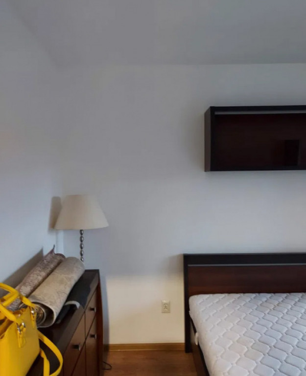 Apt. 2 camere decomandat, Valea Lupului, etajul 1 din 2, loc