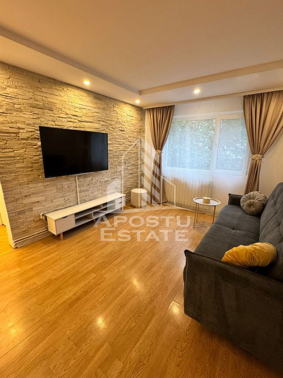 Apartament 3 camere ,53 mp,Calea Sagului