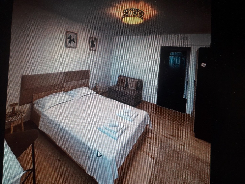 Garsoniera - etaj 3 - Zona Marasesti