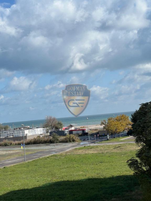 3 camere Summerland Mamaia vedere la Mare și Lac 2 bai balc