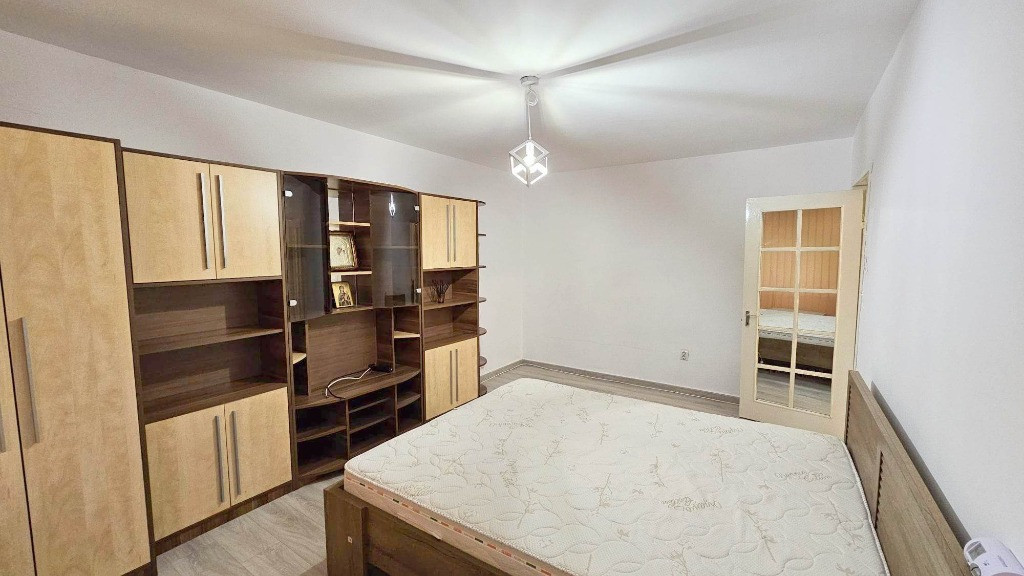 Apartament 1 camera D, Central Podul de Fier