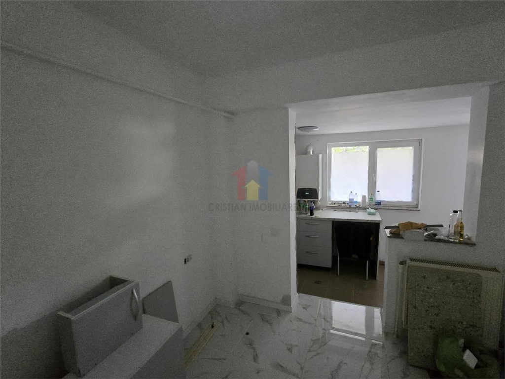 Ap 1 cam 61mp Vidin semi mobilat semi utilat