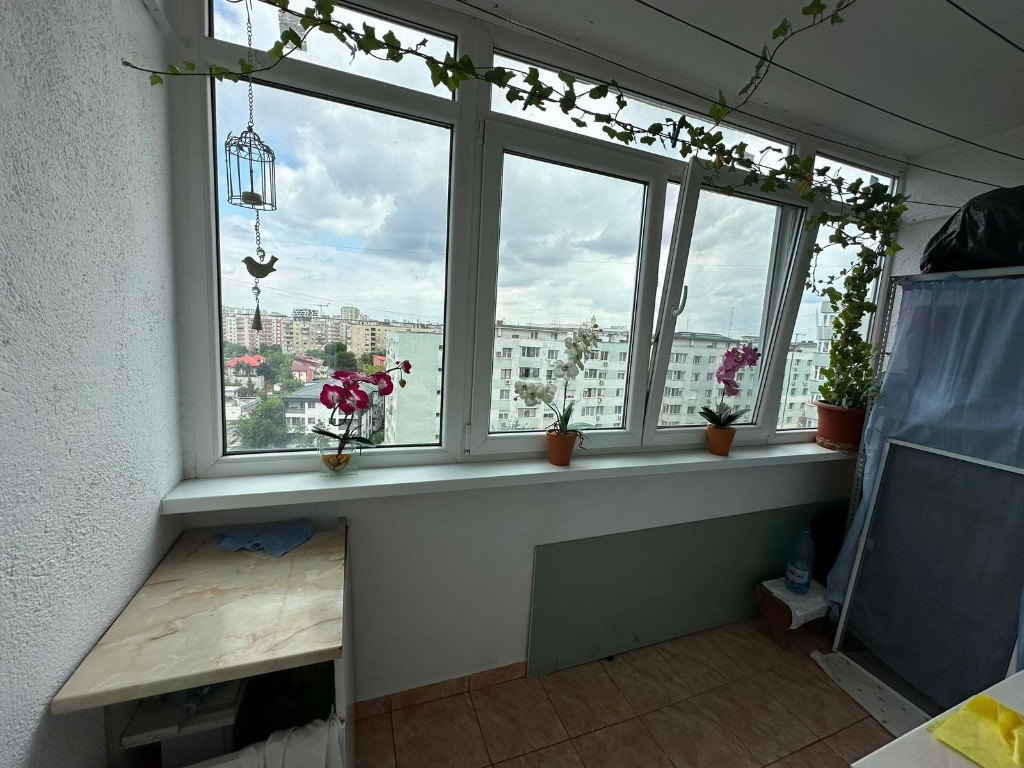 2 Camere decomandat - Sector 5- Gata de mutat