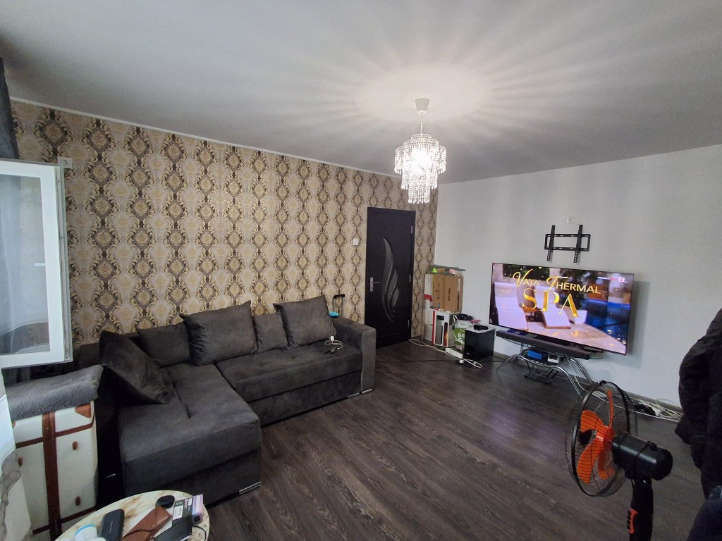 Garsoniera Gata de mutat - sector 5 - 65.000eur