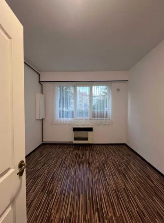 Camera de camin cu baie si bucatarie - zona Noua