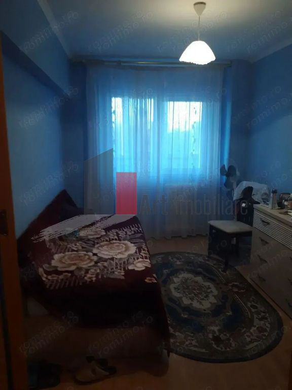 APARTAMENT 3 CAMERE - LACUL TEI