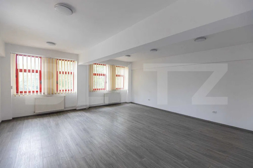 Cladire P+1, 5 birouri, 132 mp, zona Bariera Valcii