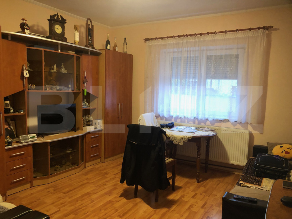 Casa cu 2 camere, 100 mp, zona Cartierul Marcus