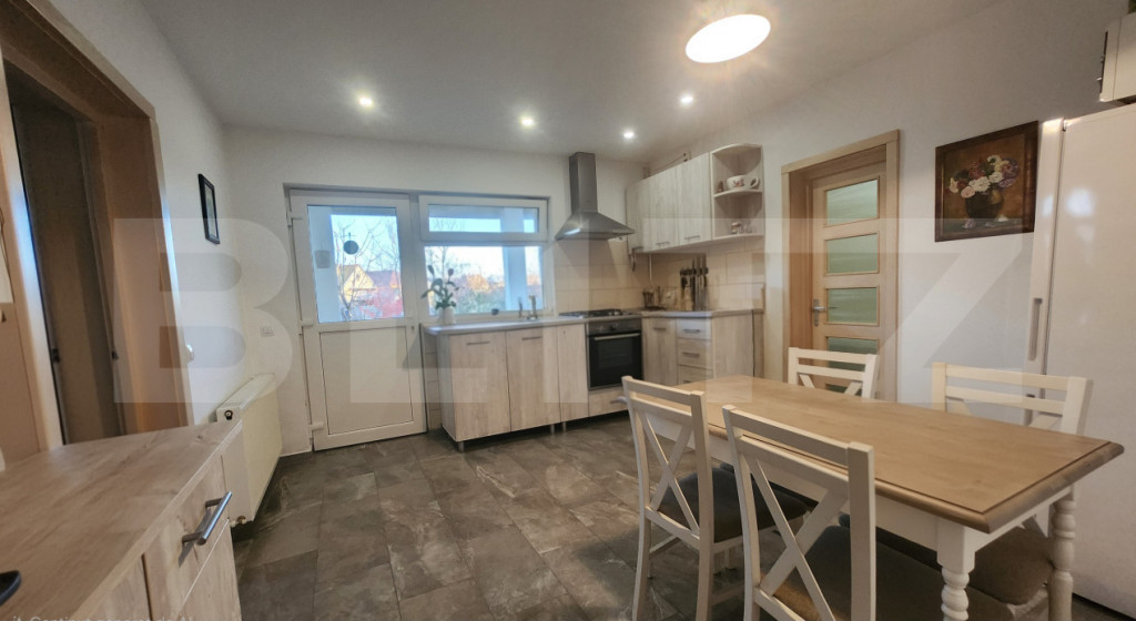 Casă modernă cu 2 camere de vânzare în Ungheni –comple