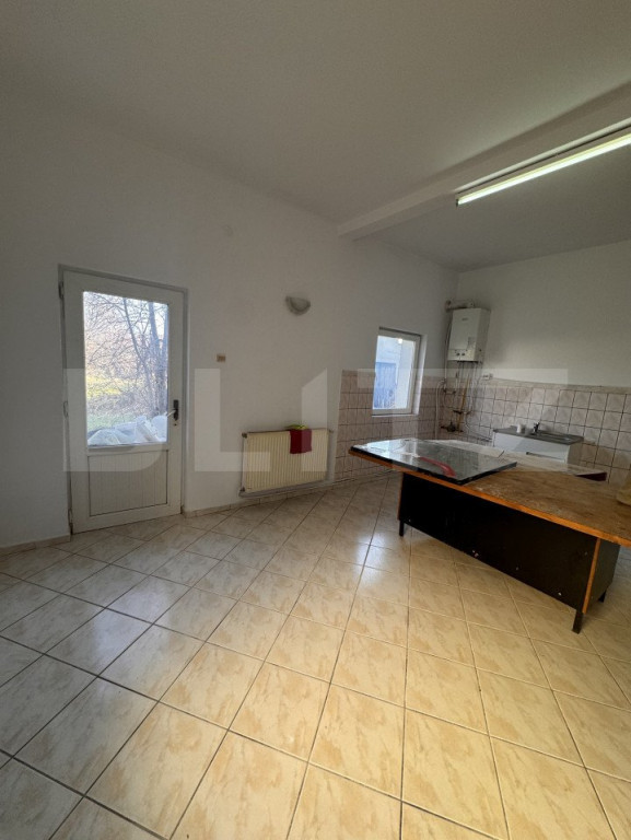 Casa individuala, 7 camere, 217 mp, 624 mp teren, zona Frate