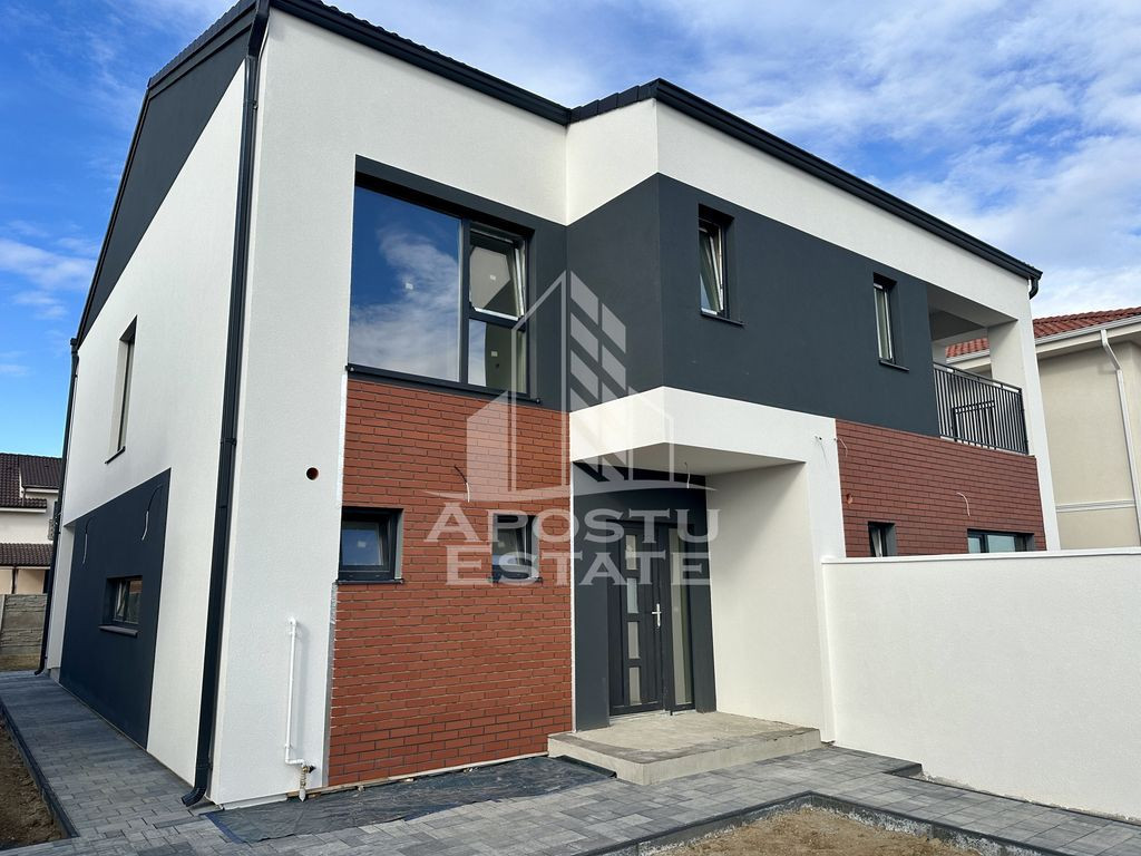 Duplex premium cu 4 camere situat in Mosnita Noua, TVA in...
