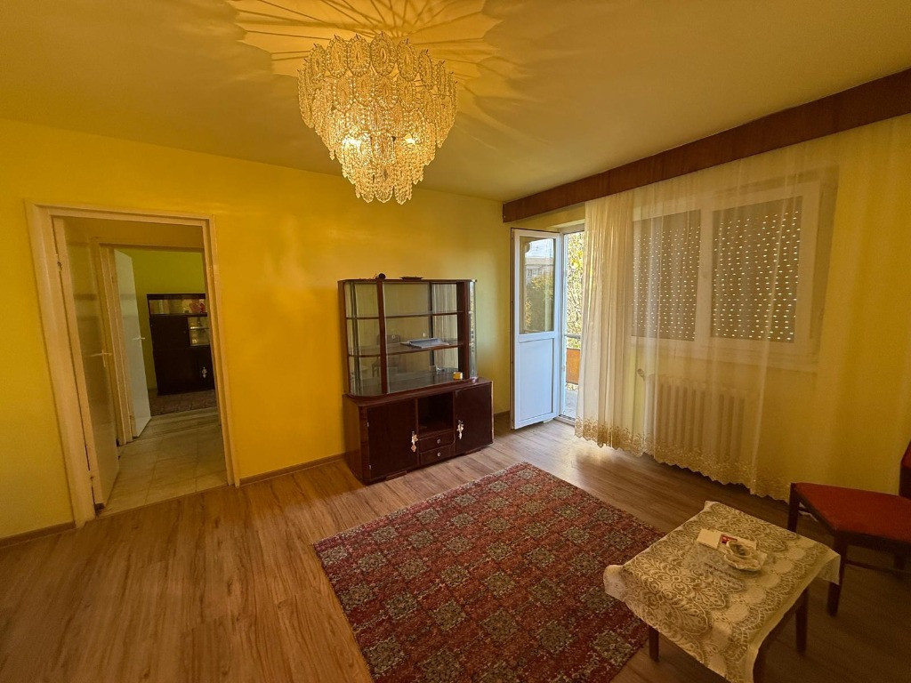 Apartament 2 camere,zona Piata Centrala