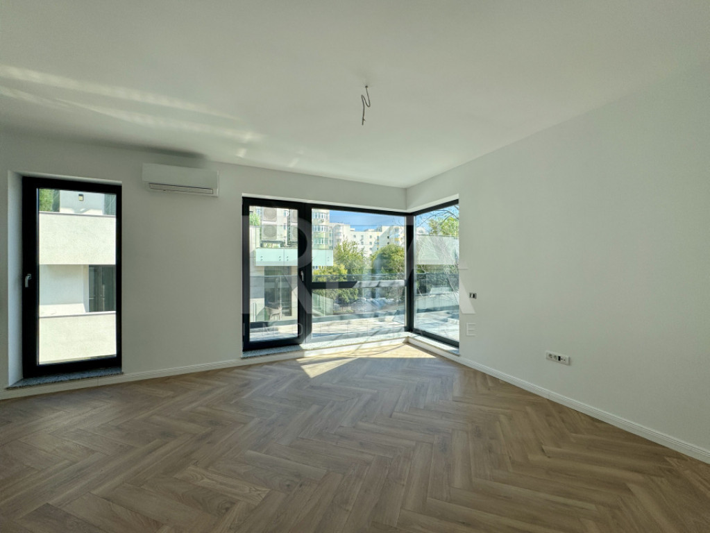 Apartament 2 Camere cu Boxa Basarab