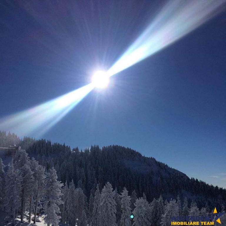 Film! Resedinta eleganta cu accesorii complete:confort si fr