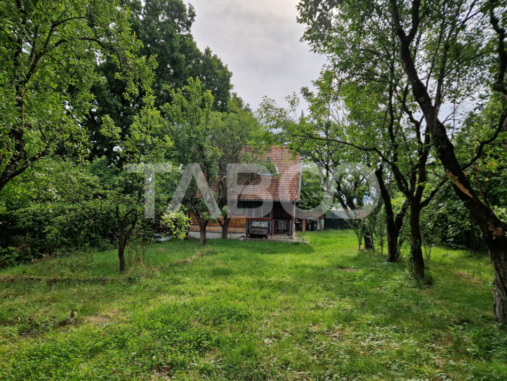 Teren intravilan imprejmuit 1915 mp PUZ aprobat utilitati i