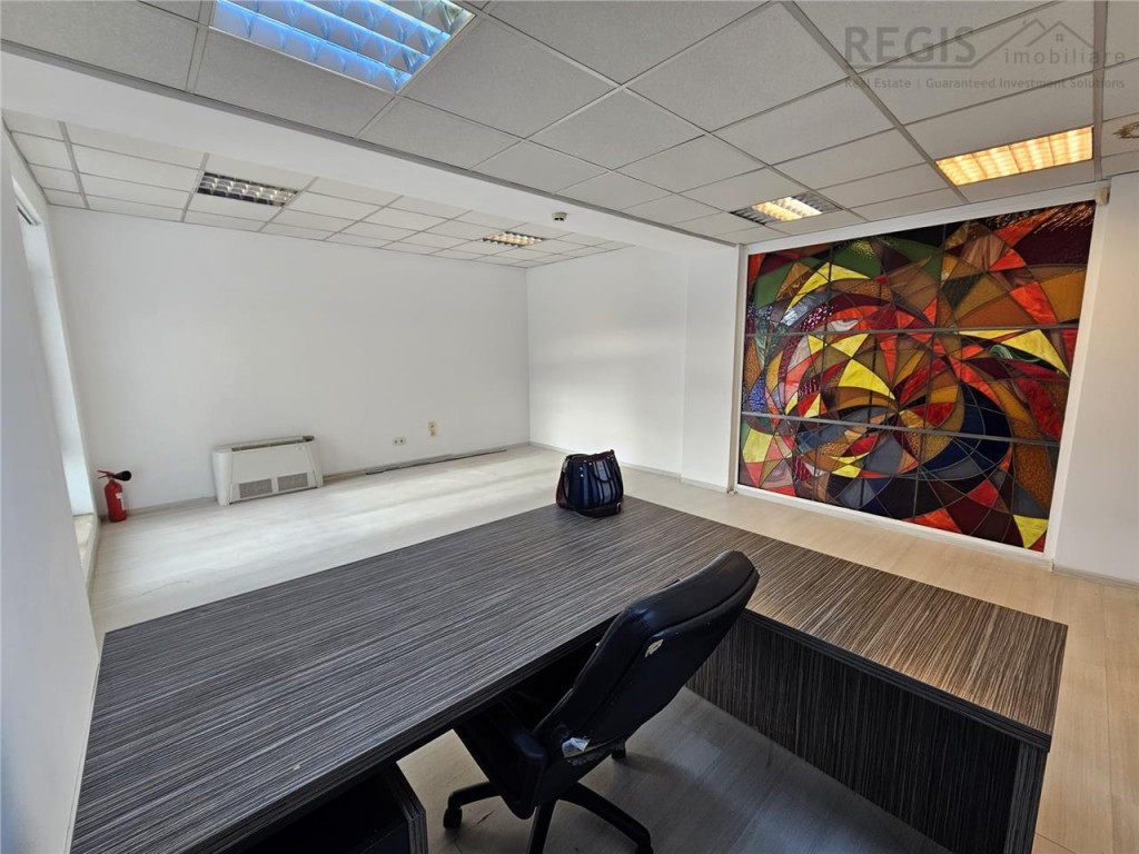 Spatiu birouri 110mp cu parcare