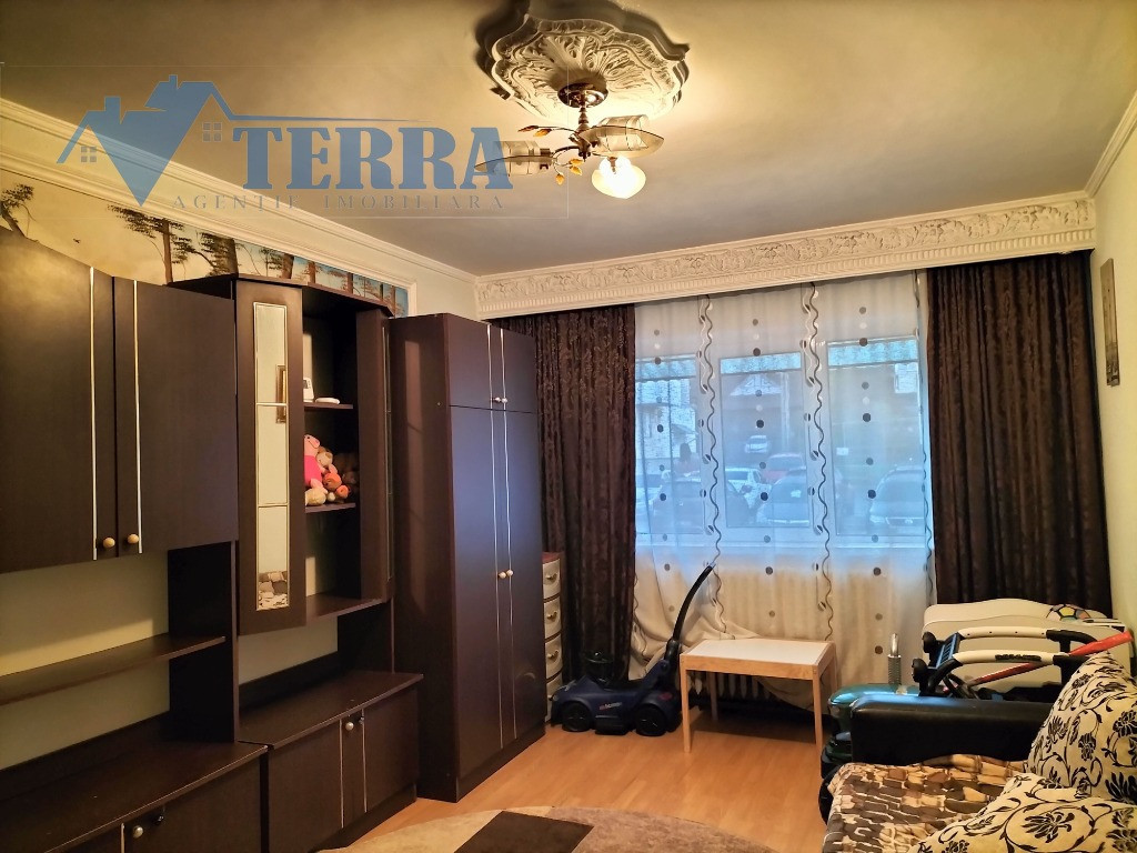 Apartament 2 camere 55 mp-parter, cu balcon, Nord Est