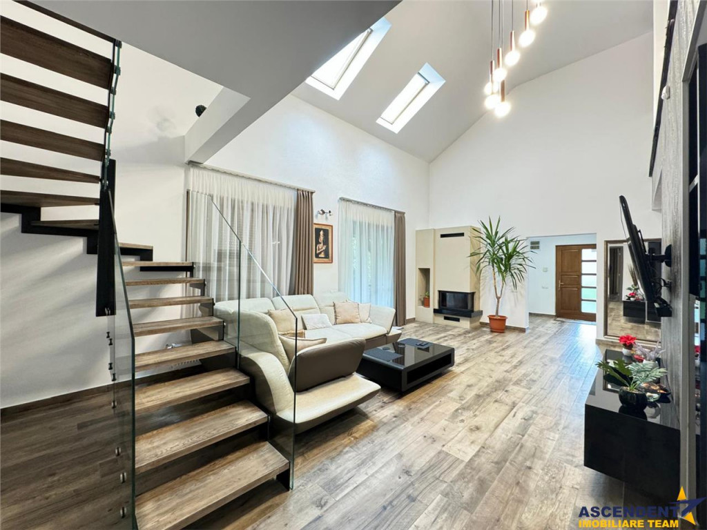 LIVEFilm!Resedinta de elita design aparte, amplasament aprec