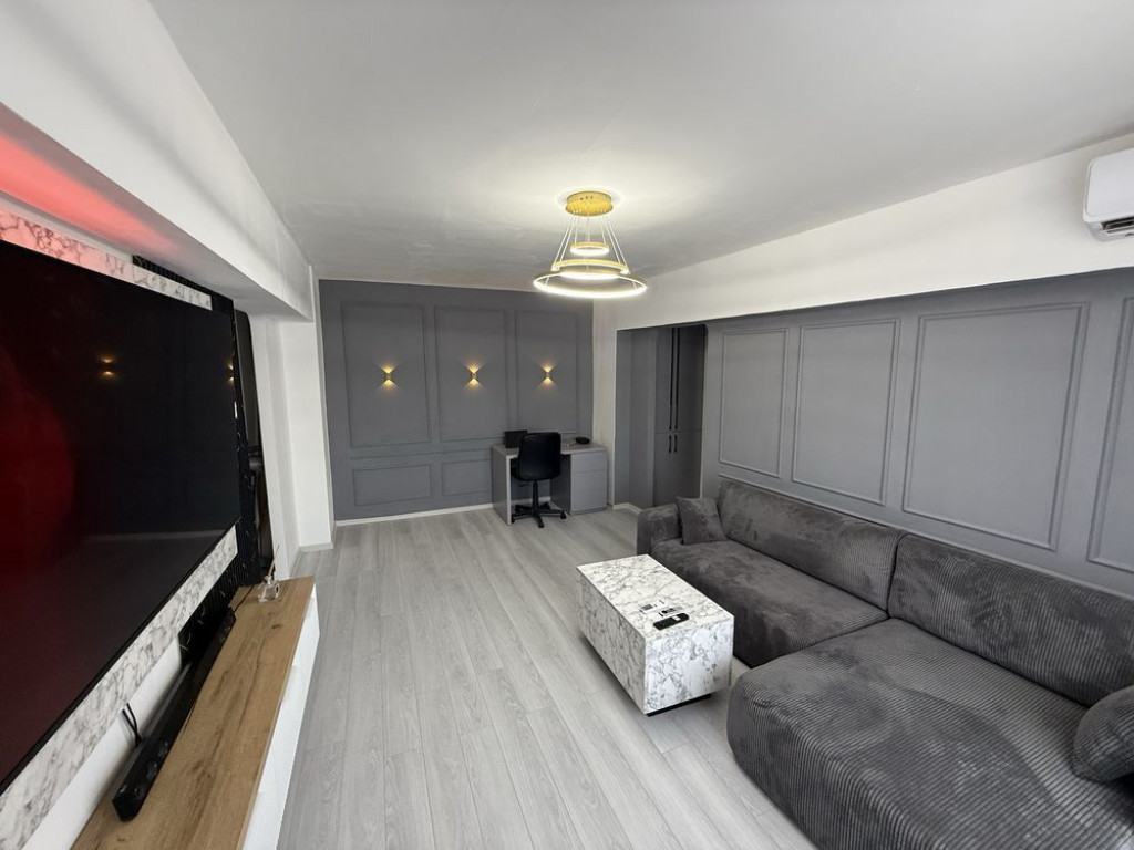 2 camere metrou Tineretului/ Timpuri noi