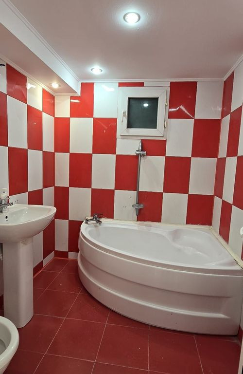 Apartament 4 camere Piata Sudului / Berceni / Garnitei