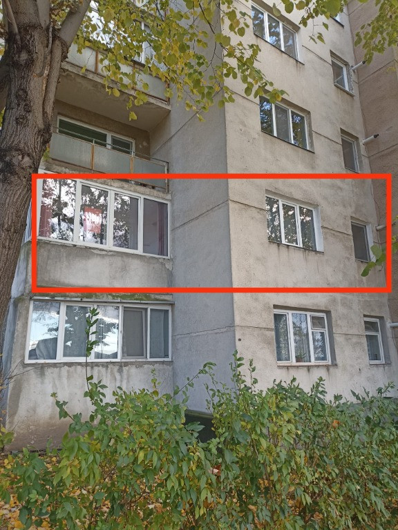 De apartament cu 2 camere în Sfântu Gheorghe.