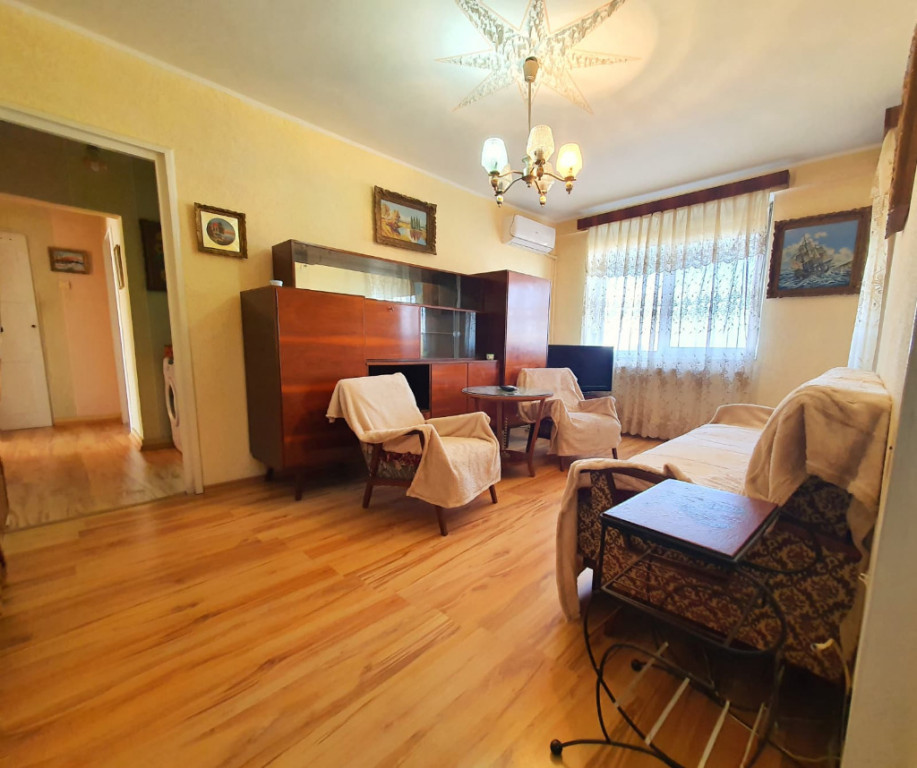 Apartament 3 camere spațioase, 75 mp, 2 balcoane, Rogerius
