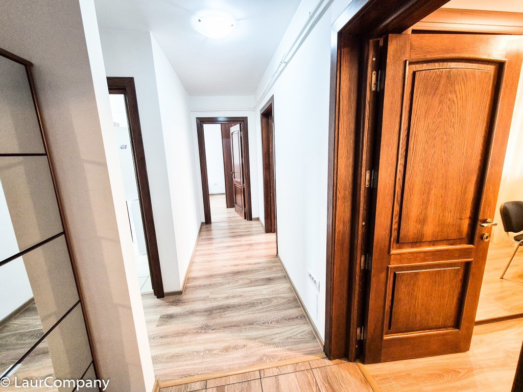 Apartament 3 camere Ultracentral Pitesti