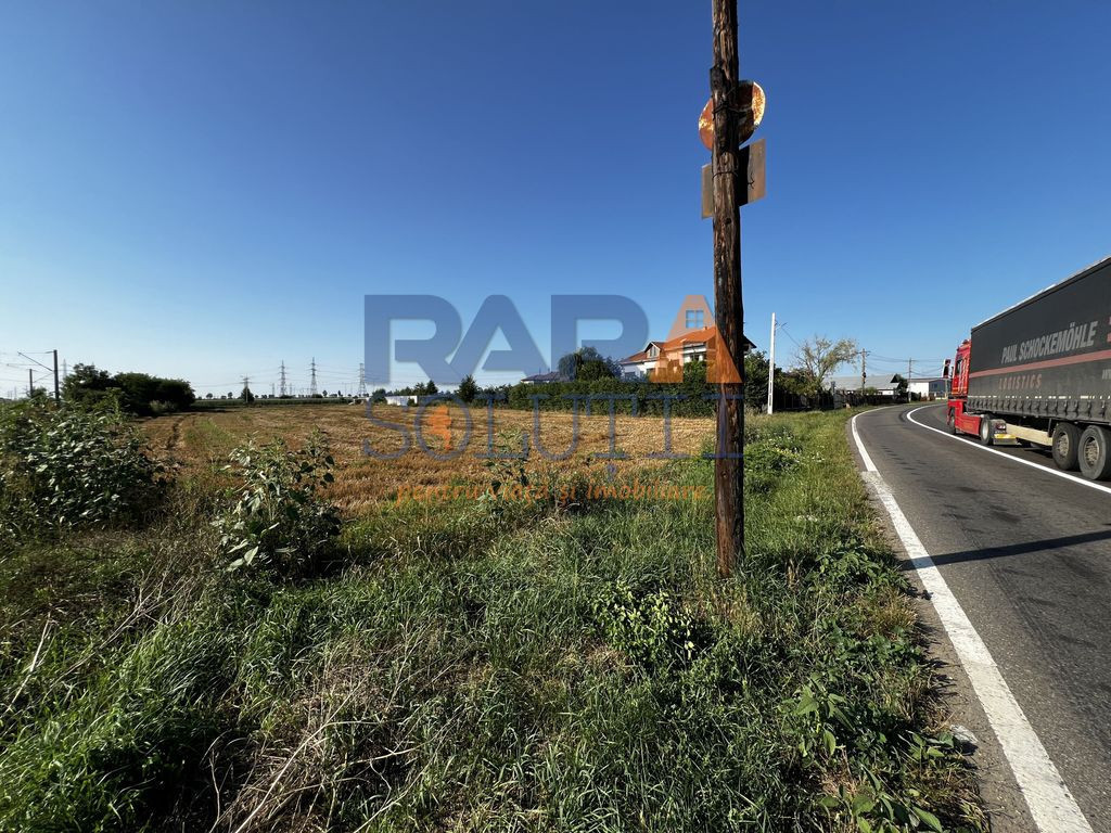 Teren între Cordun și E85