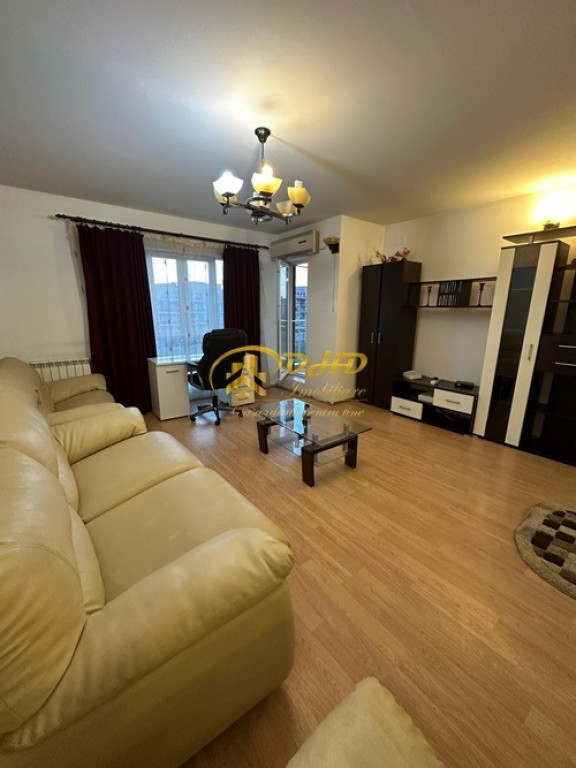 Ap. 3 cam Tătărași, bloc 2010, mobilat și utilat, etaj intermediar