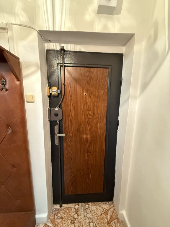 Mihai Bravu-Obor Ap 3 camere etajul 1