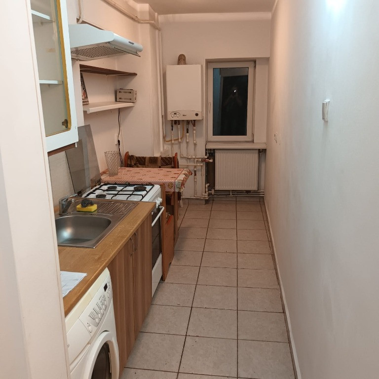 Apartament 1 cameră decomandat, Rond Vechi – Nicolina, Iași