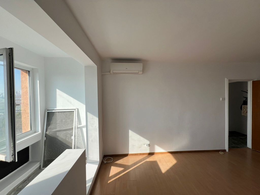 Apartament 2 camere decomandat priveliște panoramică Gr...
