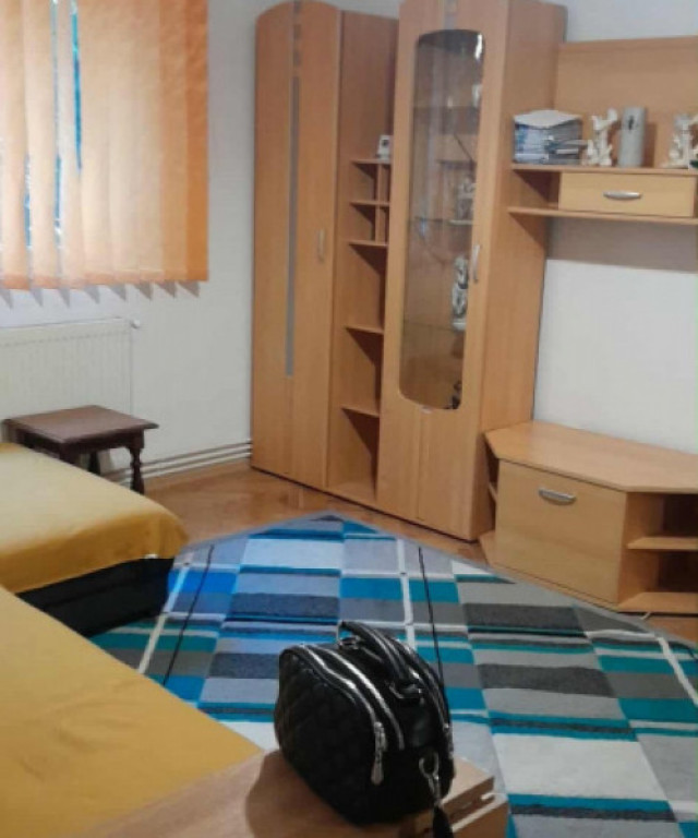 Apartament de 2 camere -Astra (Centrala proprie+ Bloc Reabil
