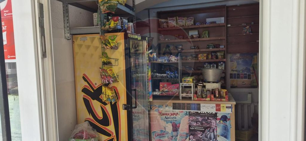Spațiu comercial la parter