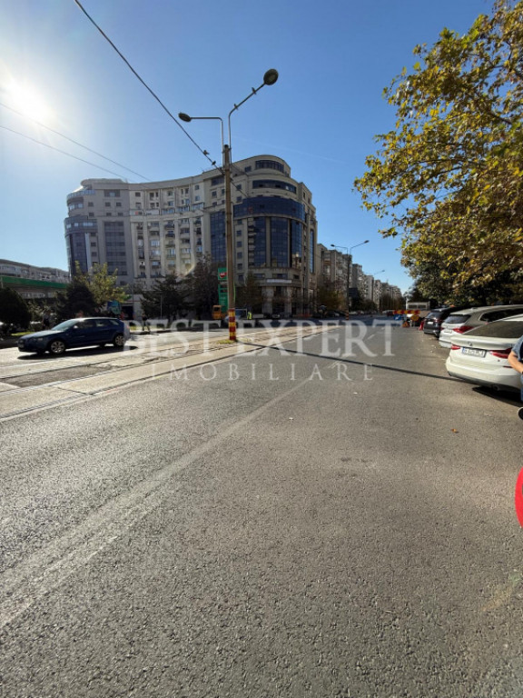 Apartament 2 camere bine conectat și încălzit cu central?