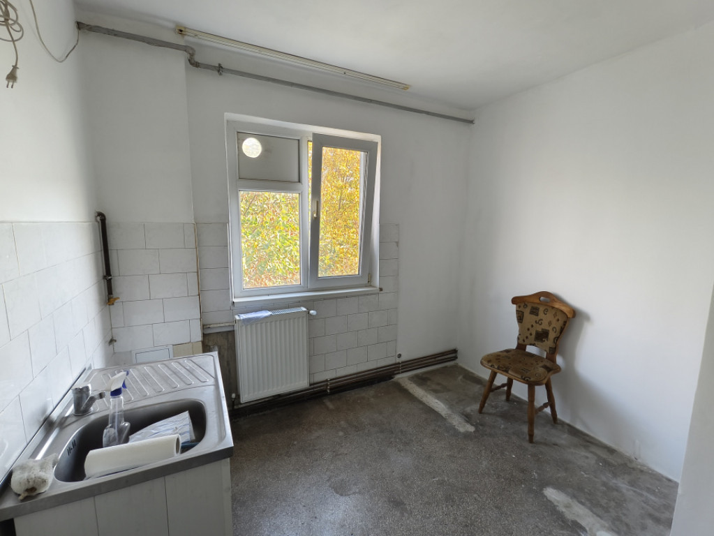 Apartament 3 camere decomandat