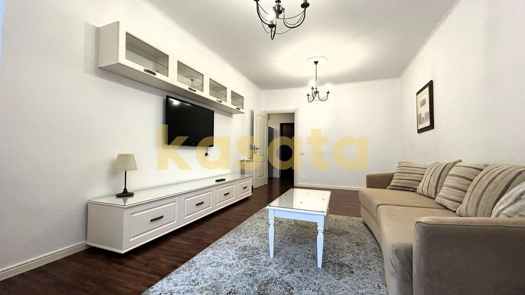 2 camere I Mozart I 61 mp I parter inalt