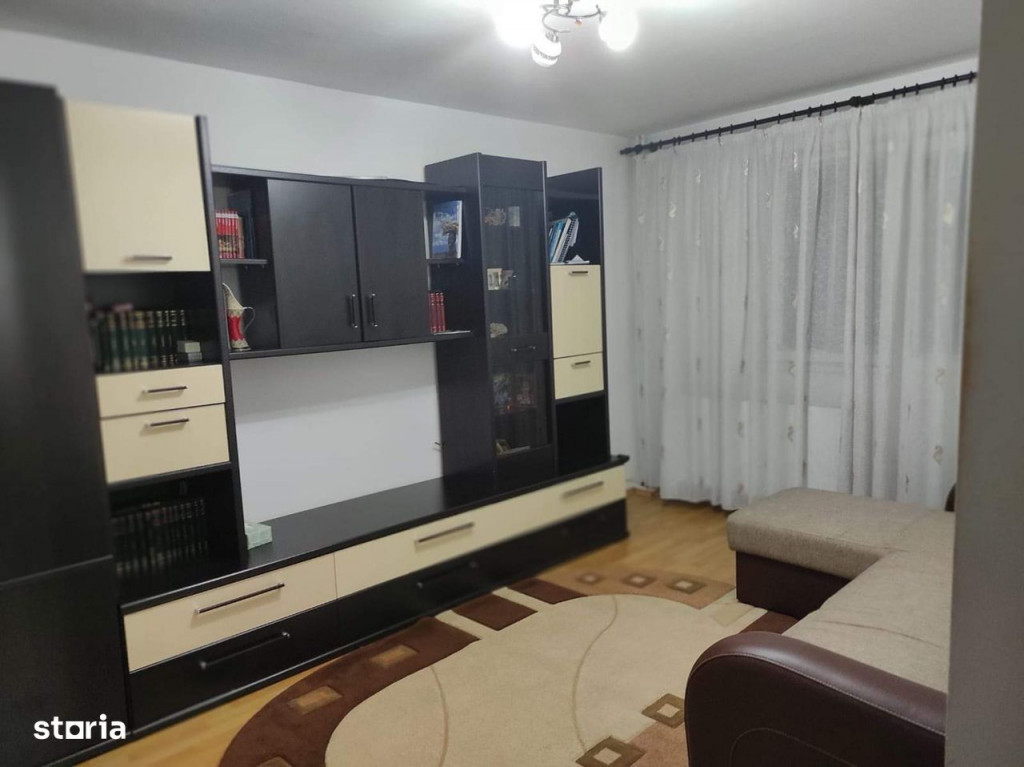 Apartament 3 camere Astra ,decomandat,renovat,120000 Euro