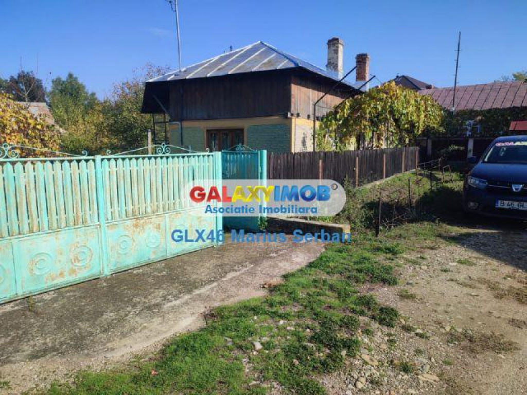 Casa batraneasca si teren Raciu