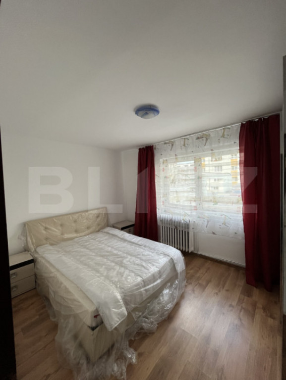 Apartament 3 camere complet renovat – 70 mp utili (cu balc