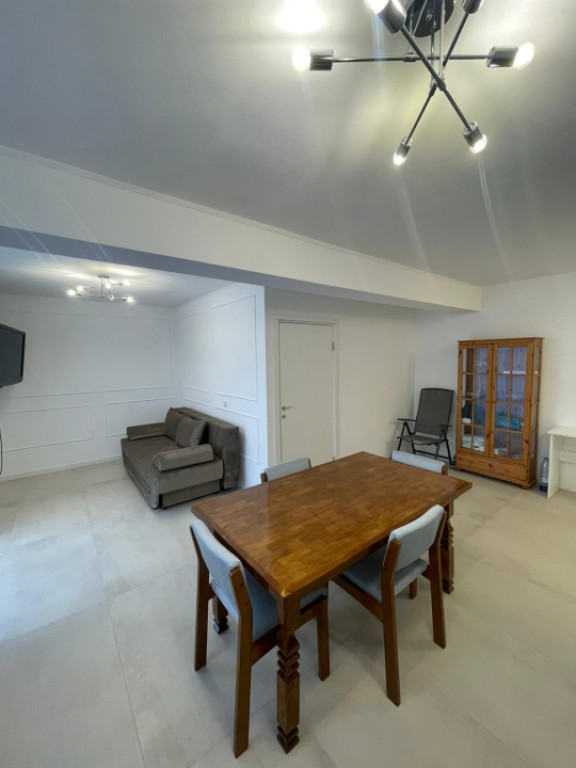 Apartament de 2 camere, 48 mp, zona Independentei