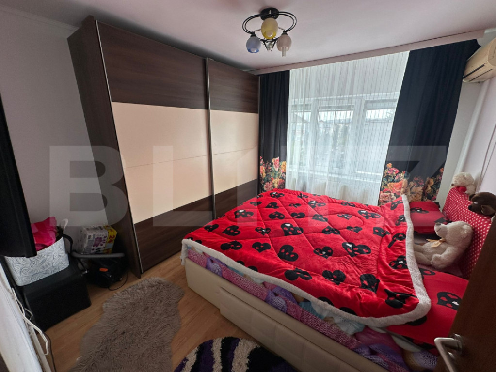 Apartament cu 2 camere, decomandat, zona Miorița – lift n