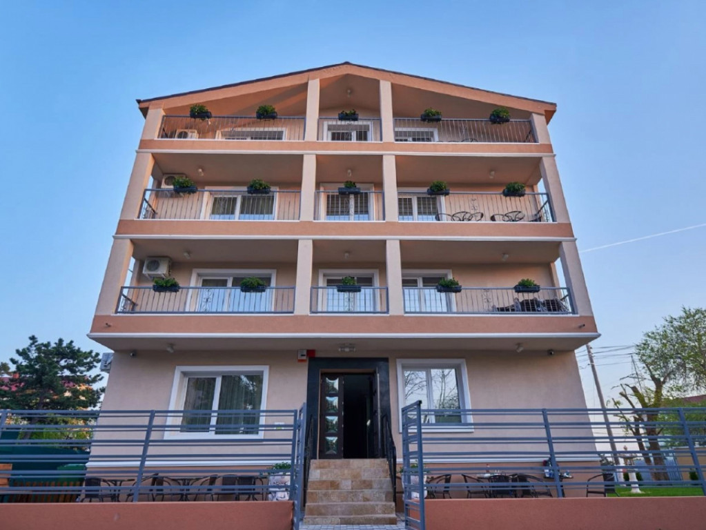 Hotel in Eforie Nord cu 43 de Camere - Investitie Premium la
