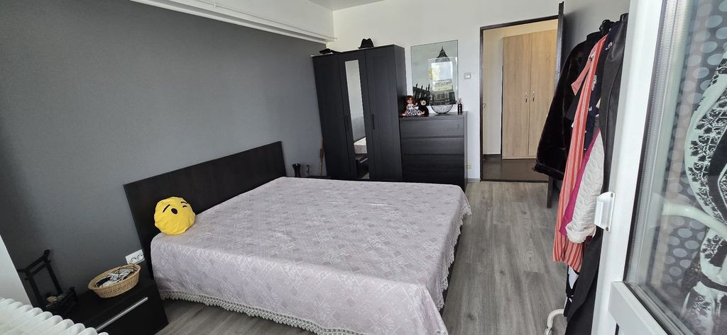 Apartament 3 camere decomandat Pantelimon Mega Mall